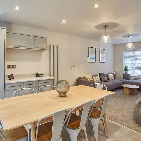 Host & - Hoggarths Retreat Holiday home Whitby
